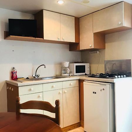 Mobil'Home Dans Camping Bec-de-Mortagne Dış mekan fotoğraf